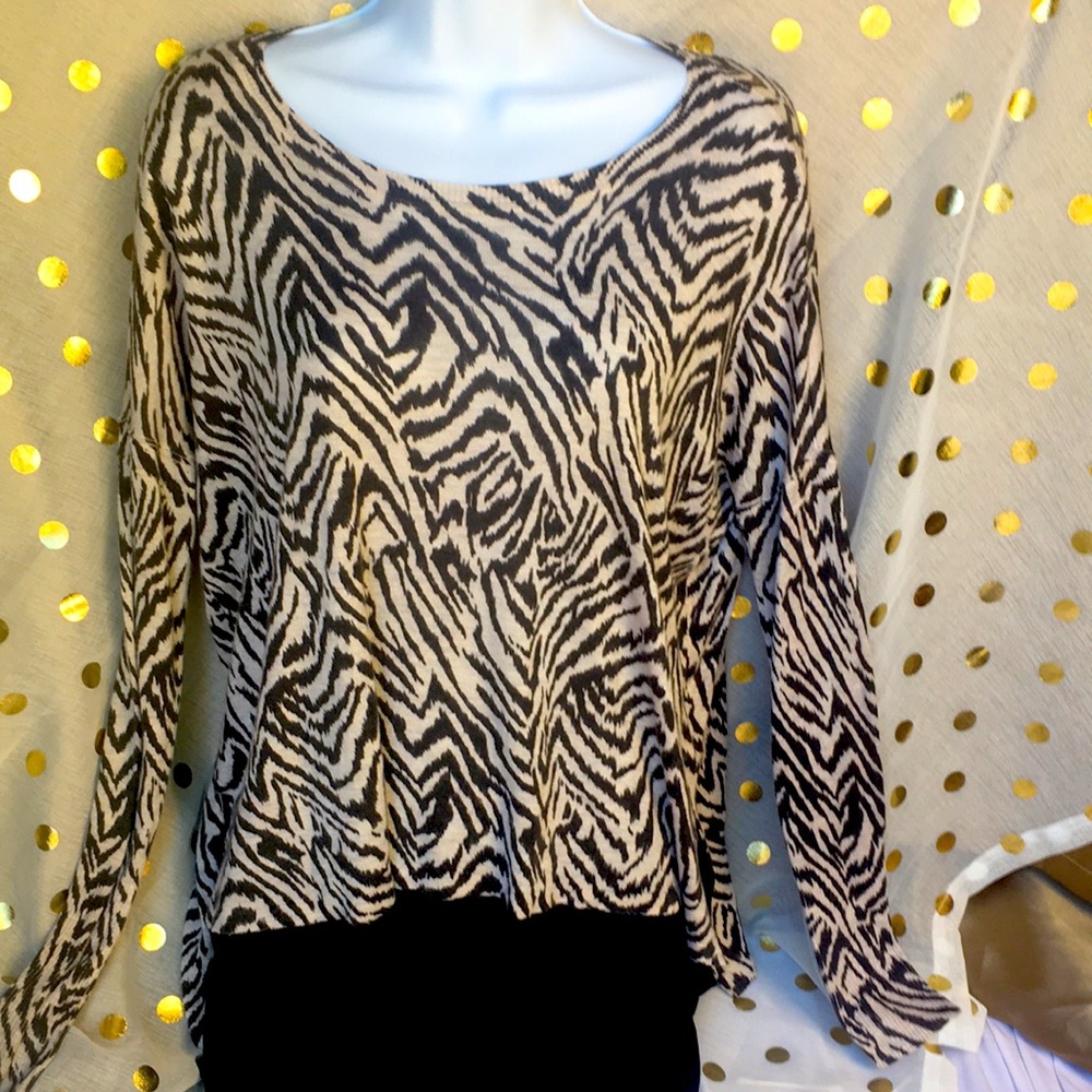H&M Animal Print Soft Thin Sweater XS